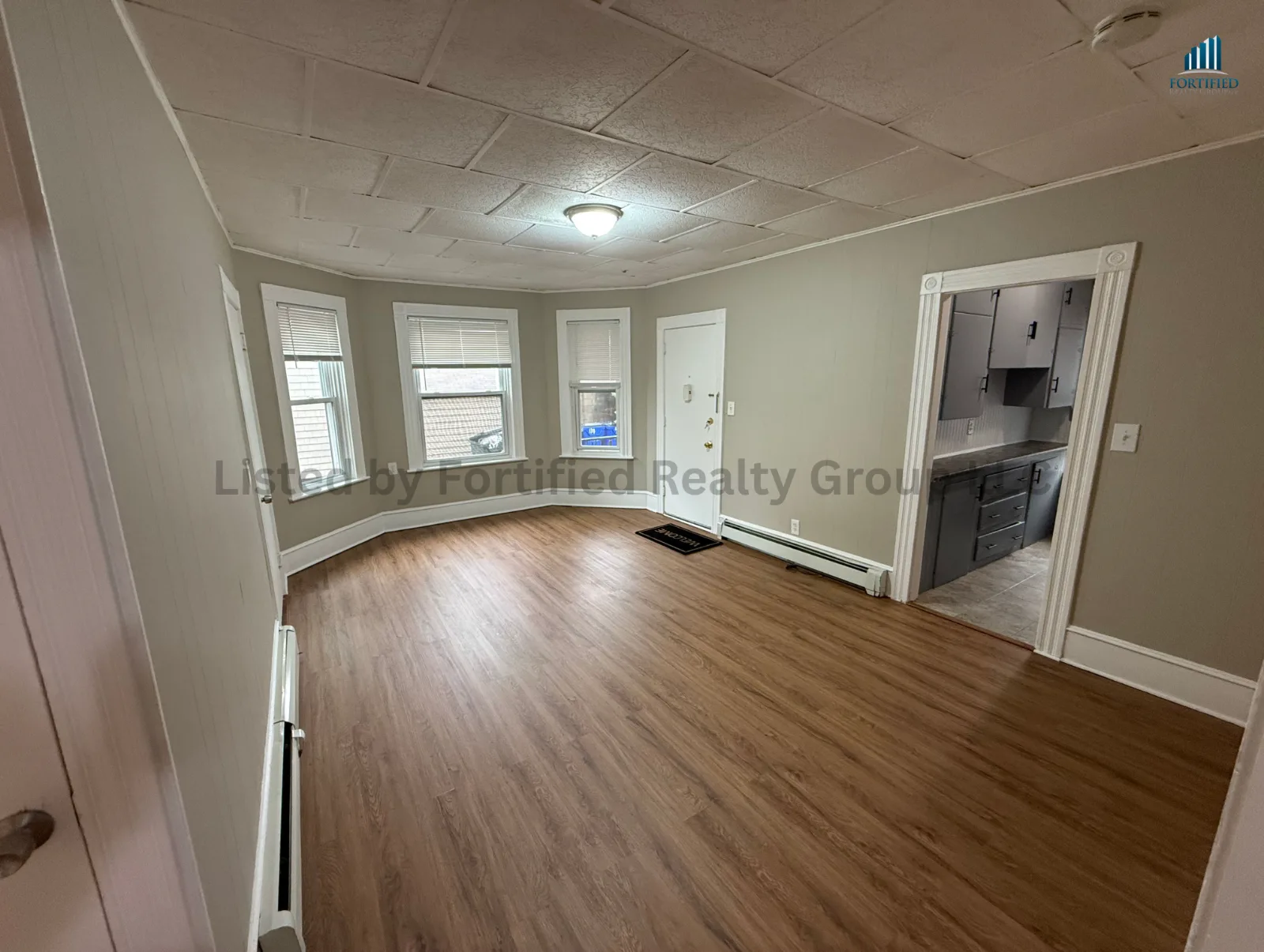 139 Oliver St, Apt Apt 1, Fall River, MA 02724 — hero photo