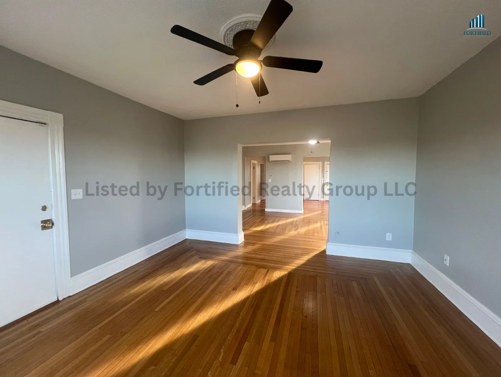 Living room — 265 Middle St #2, Fall River MA