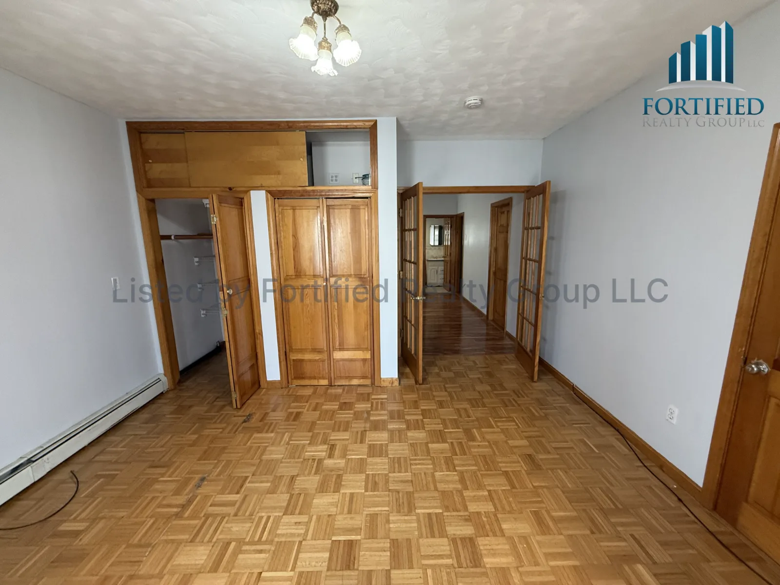 Living room — 46 Pitman St #Unit 2F, Fall River MA
